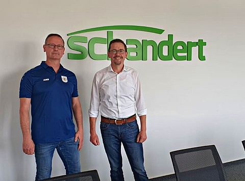 Autohaus Schandert - Premium Sponsor des VfB Gräfenhainichen.