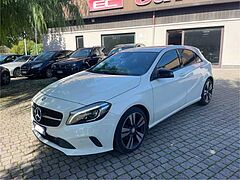 Foto Mercedes-Benz Classe A A 200 d Automatic Premium