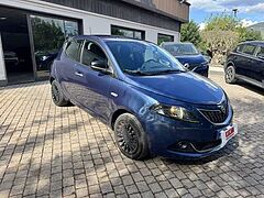 Foto Lancia Ypsilon 3ª serie 1.2 69 CV 5 porte GPL Silver
