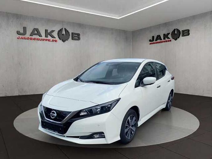 Nissan Leaf Acenta 40kWh Batterie +WINTERPAKET 110 k...