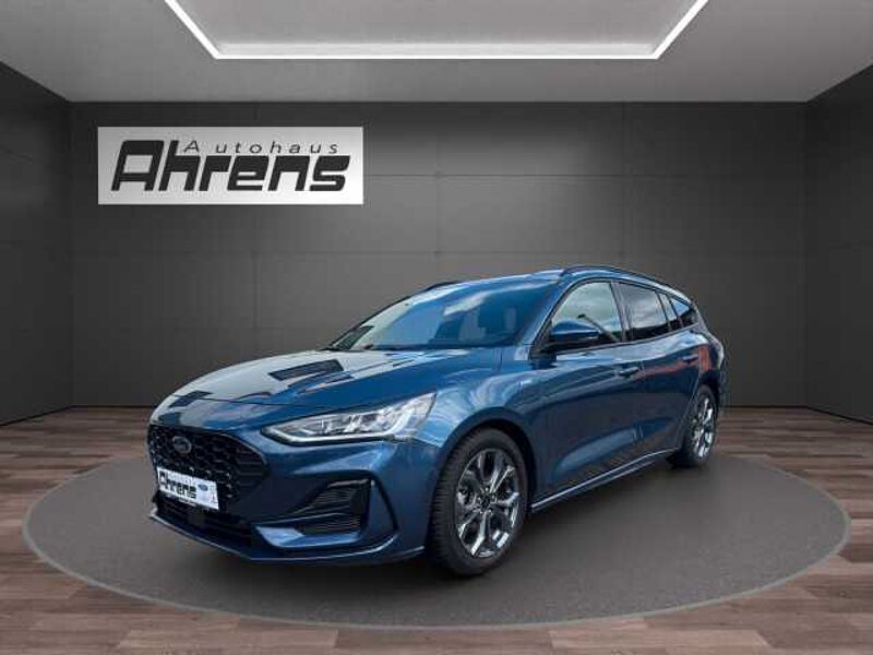 Ford Focus Turnier ST-Line X *AHK-GJR-HUD*