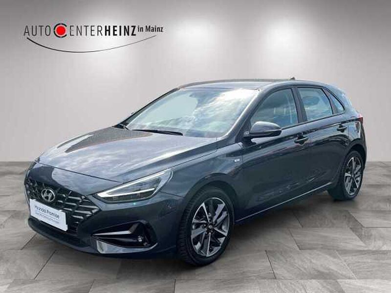 Hyundai i30 Trend Mild-Hybrid in 55120 Mainz Hyundai i30 Trend Mild-Hybrid