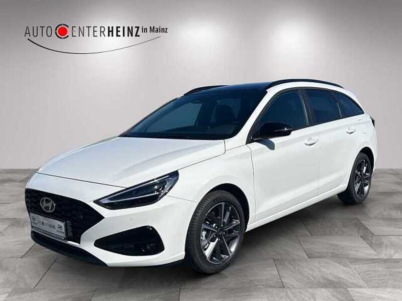 Hyundai i30 Kombi 1.5 T-GDI 48V-Hybrid Advantage*Panoramadach* in 55120 Mainz Hyundai i30 Kombi 1.5 T-GDI 48V-Hybrid Advantage*Panoramadach*