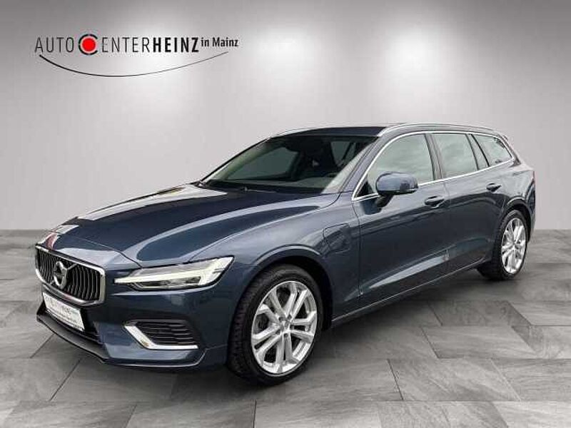 Volvo V60 Inscription Expression Recharge Plug-In Hybrid AWD in 55120 Mainz Volvo V60 Inscription Expression Recharge Plug-In Hybrid AWD