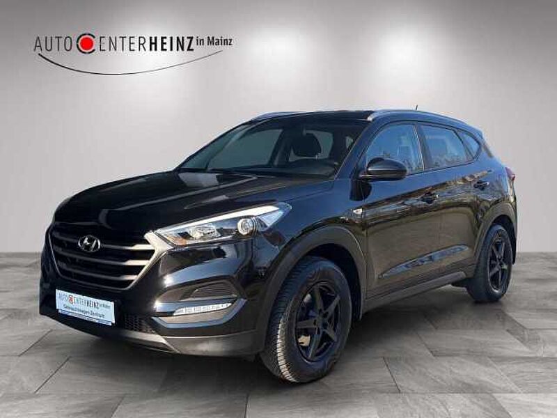 Hyundai Tucson blue Classic 2WD