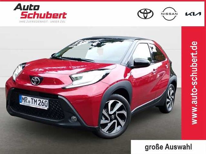 Toyota Aygo X 1,0 l Team D Air Faltdach LED Apple CarPlay Android Auto Mehrzonenklima Musikstr