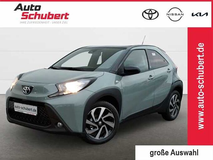 Toyota Aygo X 1,0 l Team D Apple CarPlay Android Auto Musikstreaming DAB SHZ Spurhalteass.