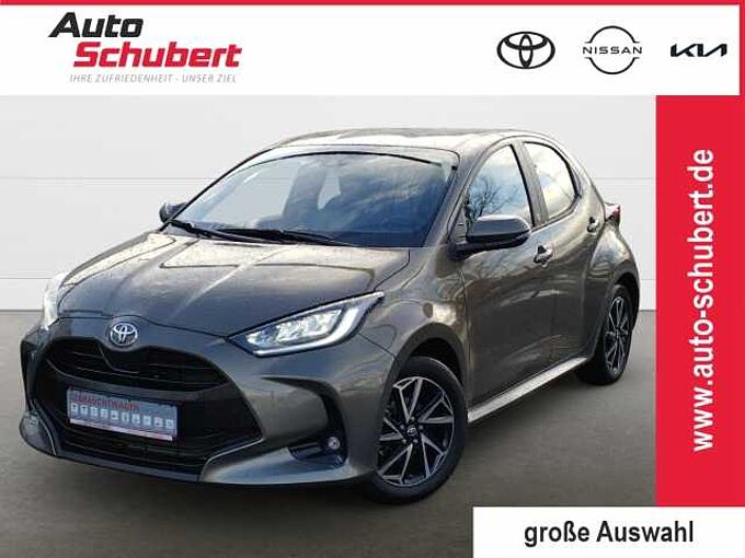 Toyota Yaris Team Deutschland 1.5 Dual-VVT-iE LED Apple CarPlay Android Auto Musikstreaming