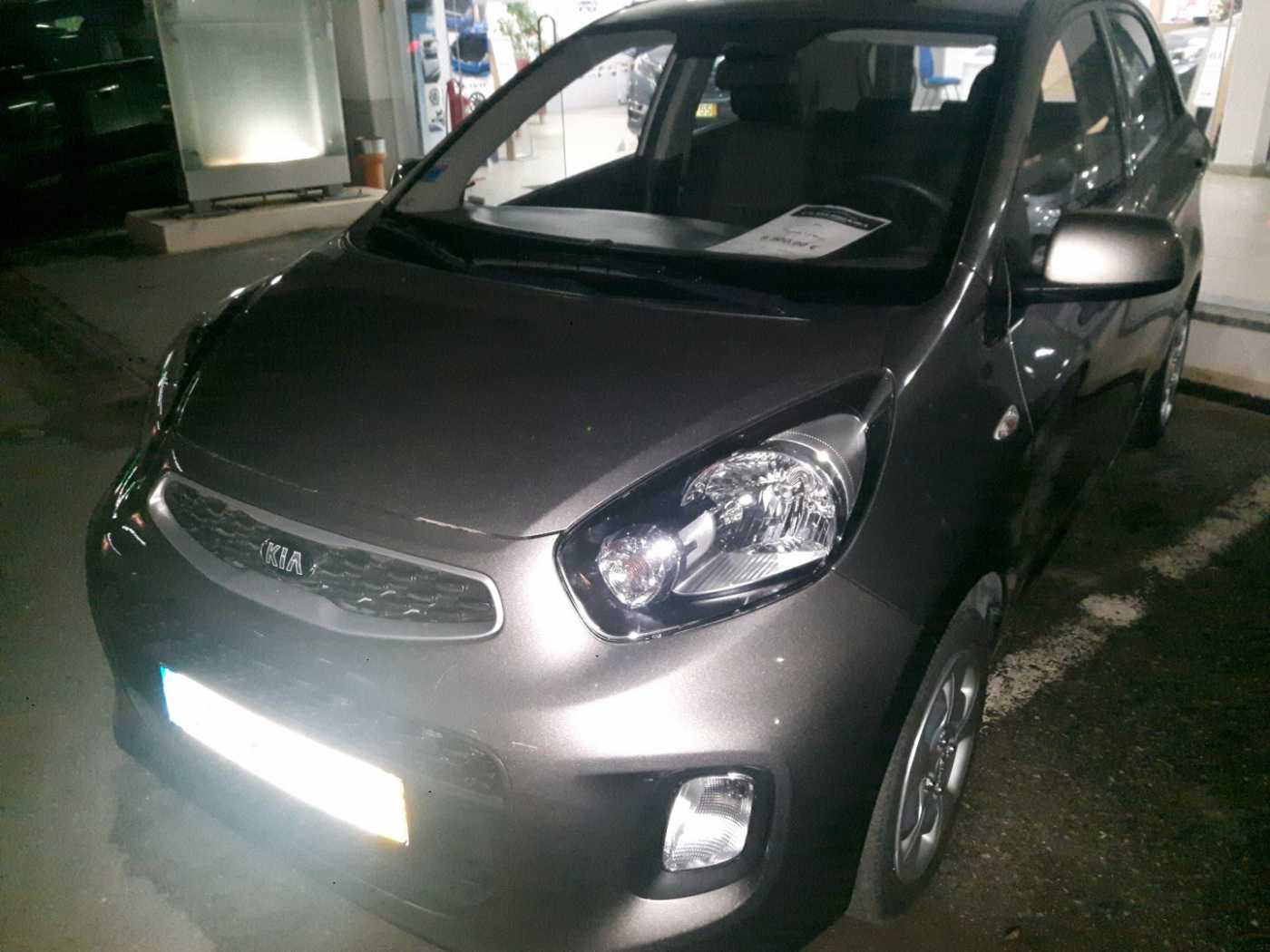 Kia Picanto Bege