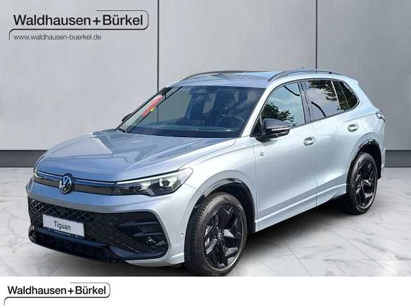 Volkswagen Tiguan R-Line 2,0 l TDI SCR DSG*AHK*360*RFK*ACC* in 41751 Viersen Volkswagen Tiguan R-Line 2,0 l TDI SCR DSG*AHK*360*RFK*ACC*
