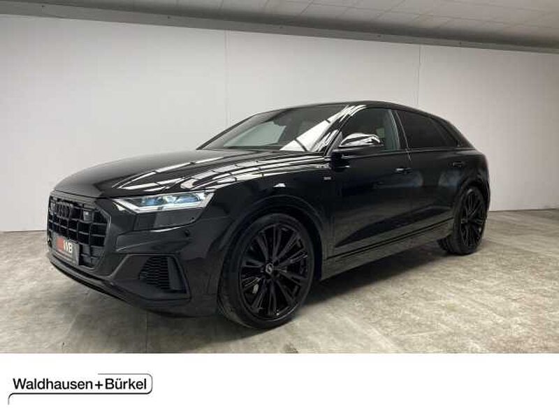Audi Q8 55 3.0 TFSI quattro S-Line Standheizung + HUD in 41063 Mönchengladbach Audi Q8 55 3.0 TFSI quattro S-Line Standheizung + HUD