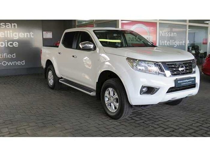 Nissan Navara 2.3 SE D-Cab Dsl PU MY18 AT White