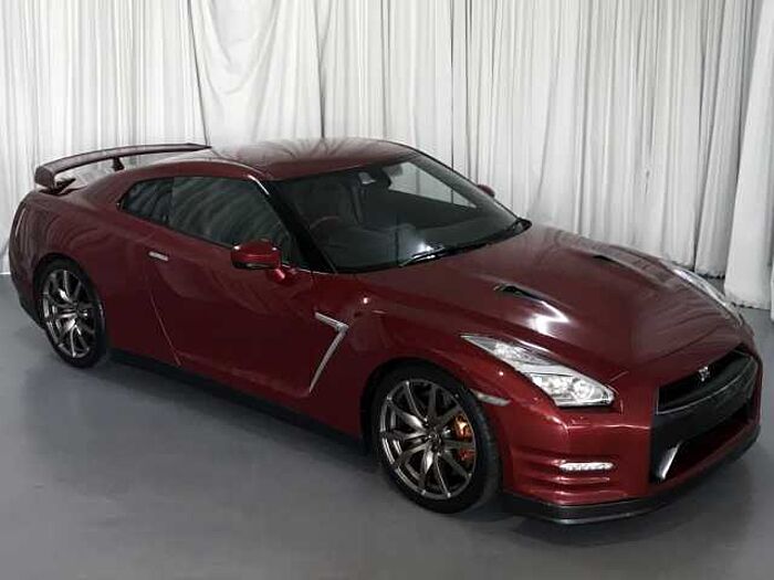 Nissan GT-R Black Edition Coupe AWD MY15 AT Red