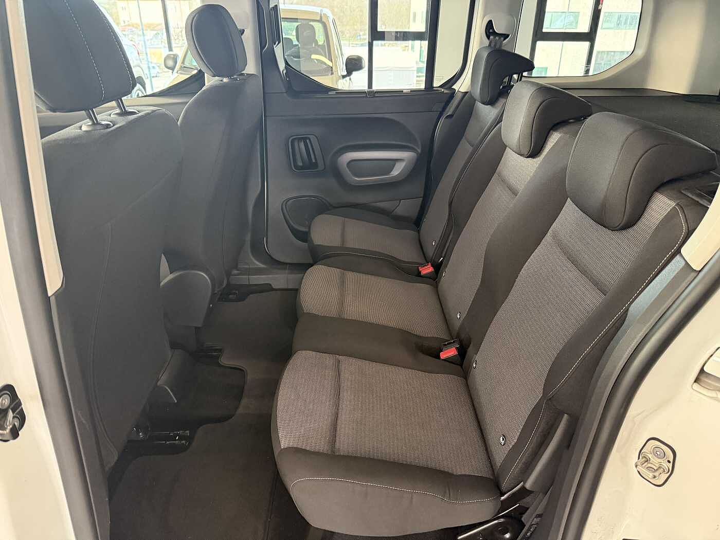 Toyota Proace City Verso – 1.5D 130 CV  Luxury  