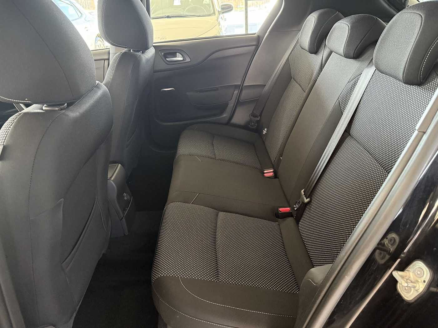 DS 4 – DS 4 PureTech 130 CV So Chic  