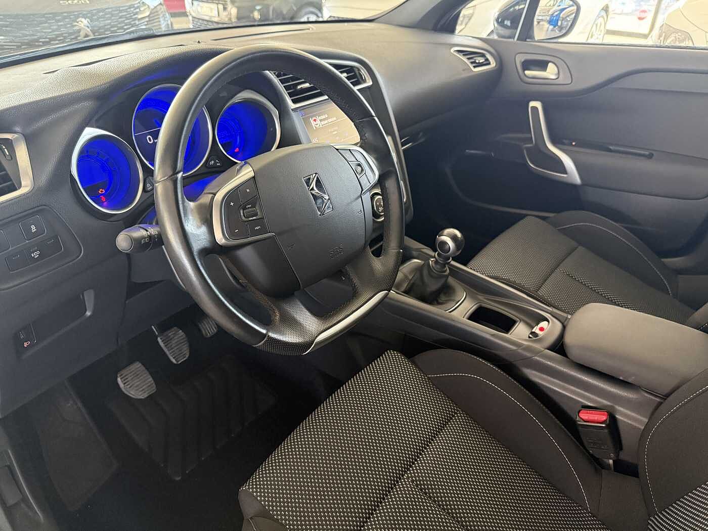 DS 4 – DS 4 PureTech 130 CV So Chic  