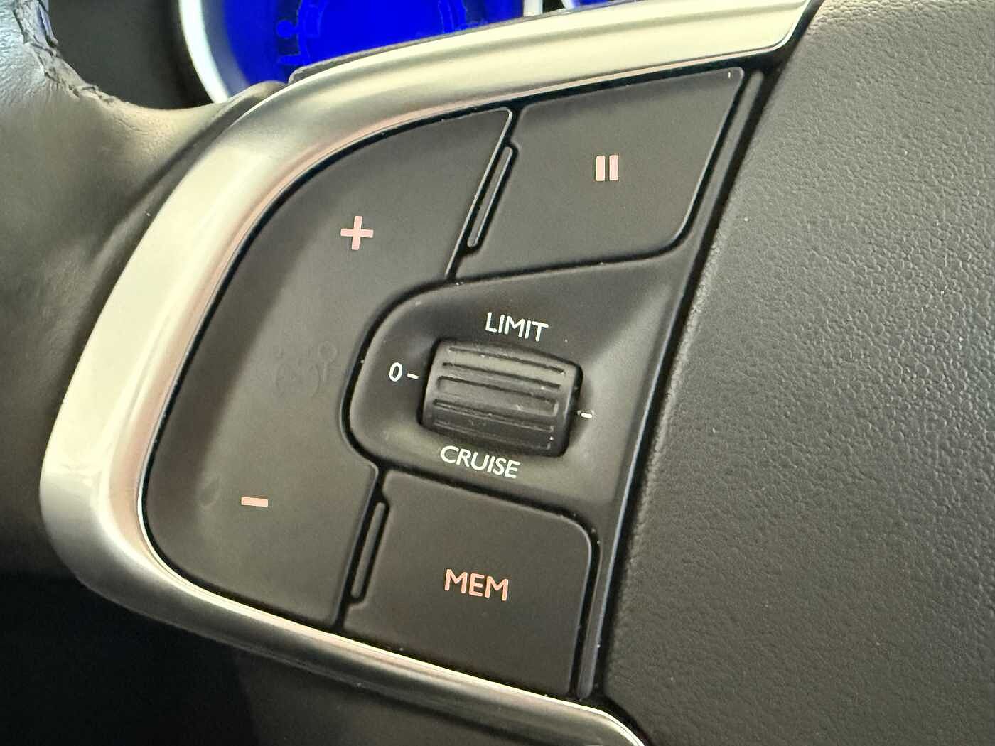 DS 4 – DS 4 PureTech 130 CV So Chic  