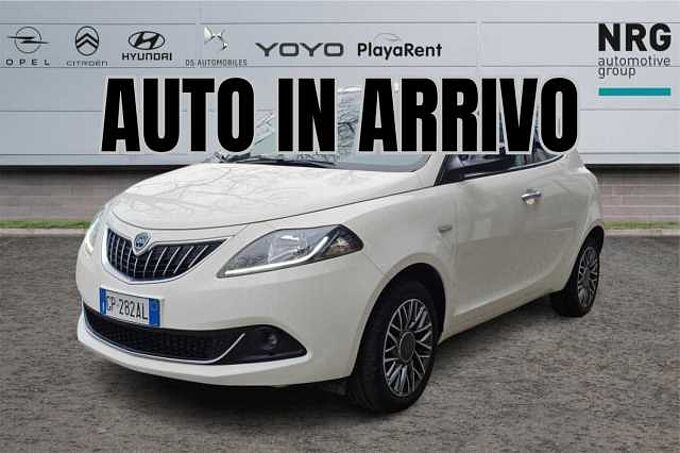 Lancia Ypsilon 3ª serie 1.0 FireFly 5 porte S&S Hybrid Ecochic Silver in 47121 Forlì Lancia Ypsilon 3ª serie 1.0 FireFly 5 porte S&S Hybrid Ecochic Silver