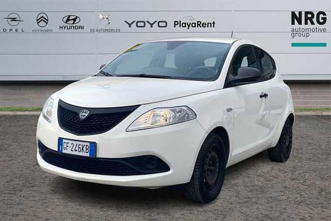 Lancia Ypsilon 3&ordf; serie 1.0 FireFly 5 porte S&S Hybrid Ecochic Silver