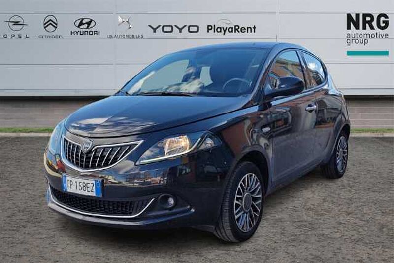 Lancia Ypsilon 3ª serie 1.0 FireFly 5 porte S&S Hybrid Ecochic Silver