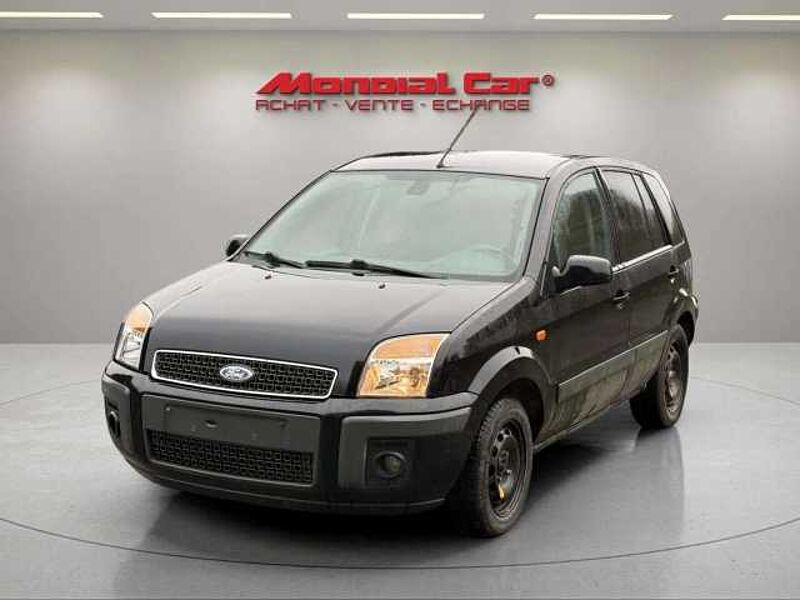 Ford Fusion Fusion 1.6 TDCi ambiente * Tr&egrave;s bon &eacute;tat *