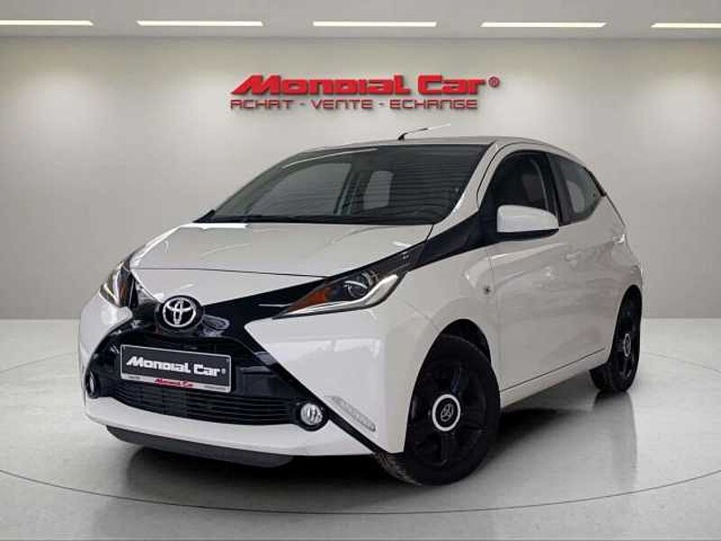 Toyota Aygo 1.0i VVT-i x-music * Garantie * Clim * Cam&eacute;ra *