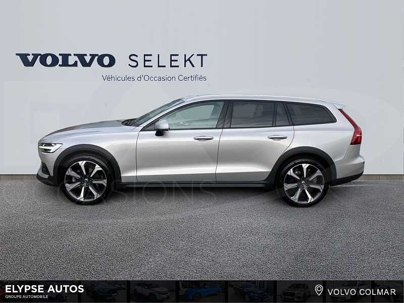 Volvo V60 Cross Country Plus B4 - 2023 - Joinsteer - #4
