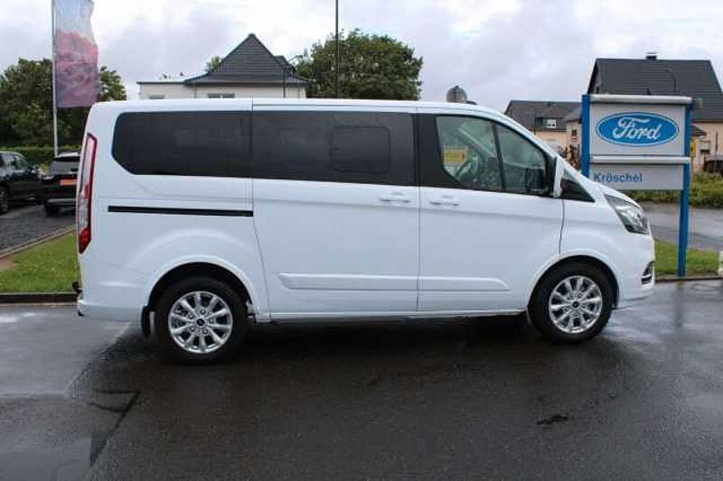 Ford Tourneo Custom 2.0 EcoBl 320 L1 Tit. Auto+AHK