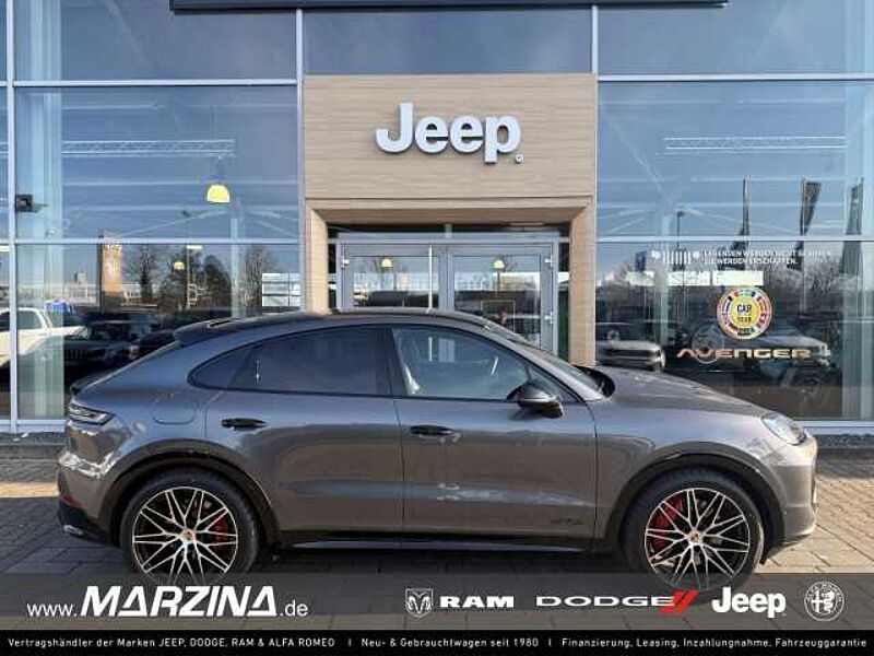 Porsche Cayenne Coupe GTS V8 Matrix LED Sportpaket HUD A in 63741 Aschaffenburg Porsche Cayenne Coupe GTS V8 Matrix LED Sportpaket HUD A