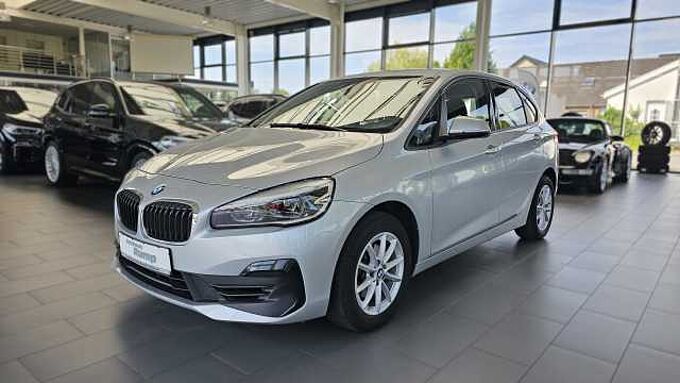 BMW 218i Active Tourer Aut. Advantage AHK | LED | NAVI