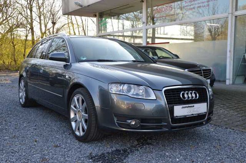 Audi A4 Avant 2.0 T FSI