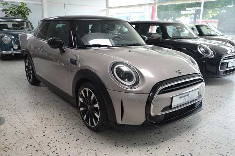 MINI 3-T&Uuml;RER Cooper Autom. Classic Trim