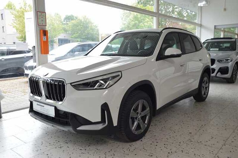 BMW X1 18i sDrive  Aut.1.Hd.