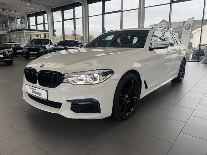 BMW 520D Touring M-Sport Pano/Leder/LM-19/AHK in 48301 Nottuln BMW 520D Touring M-Sport Pano/Leder/LM-19/AHK