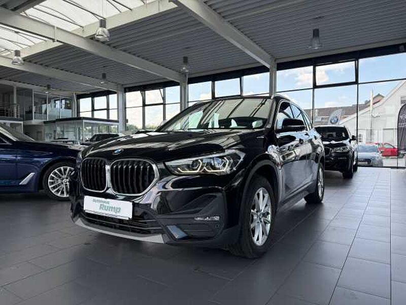 BMW X1 sDrive18i Advantage | LED| Navi | AHK