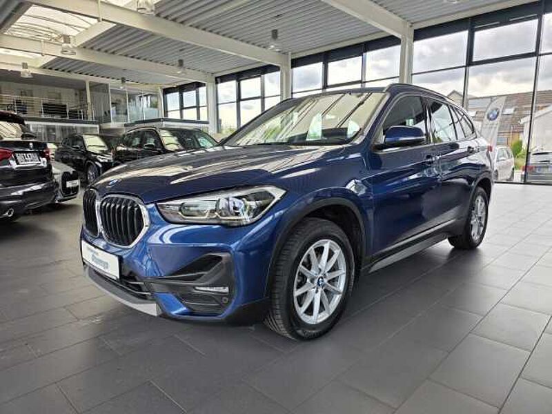 BMW X1 sDrive18i Advantage Aut. Navi | LED | SHZ | Park-Assist. in 48301 Nottuln BMW X1 sDrive18i Advantage Aut. Navi | LED | SHZ | Park-Assist.