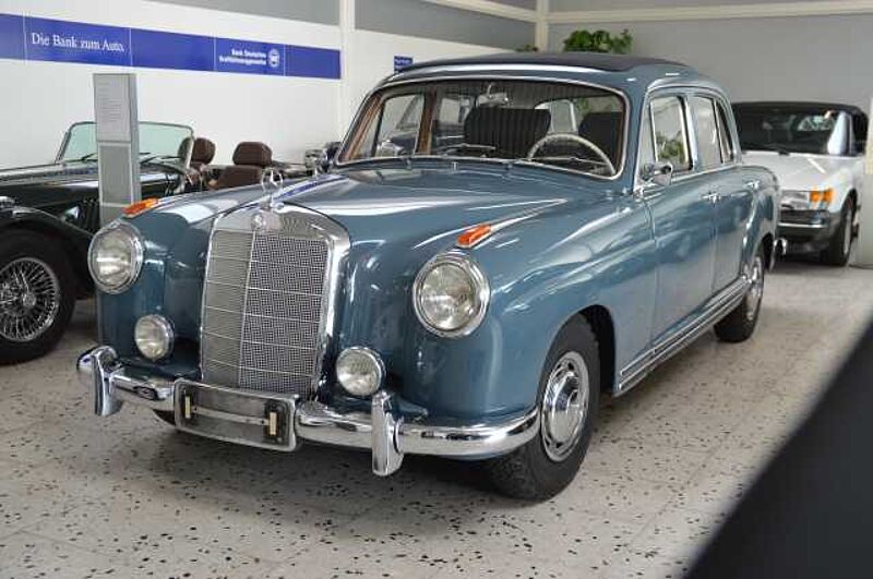 Mercedes-Benz 220A Ponton Verdeck