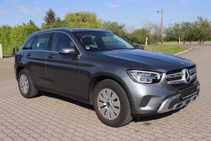 Mercedes-Benz GLC 200 d 4MATIC Autom.*Business*Infotain*Kamera in 06888 Lutherstadt Wittenberg Mercedes-Benz GLC 200 d 4MATIC Autom.*Business*Infotain*Kamera