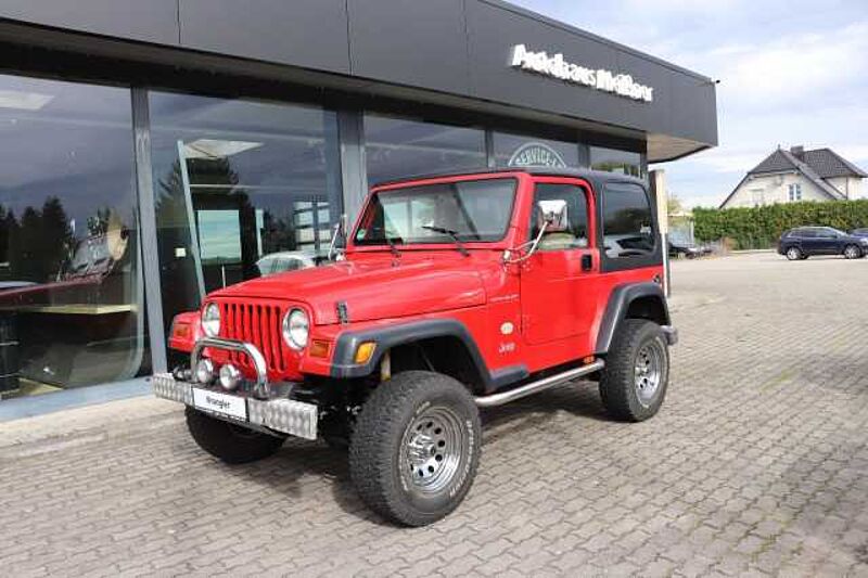 Jeep Wrangler 2.5 Sport*Offroad Umbau*Webasto*AHK* in 06888 Lutherstadt Wittenberg Jeep Wrangler 2.5 Sport*Offroad Umbau*Webasto*AHK*