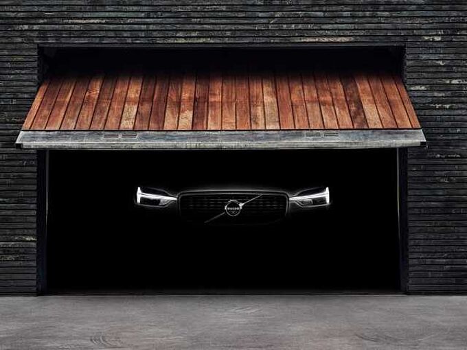 Volvo V40 T2 Momentum Manual