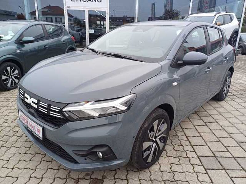 Dacia Sandero Expression TCe 90/Navi/Kamera/PDC vo. + hi.