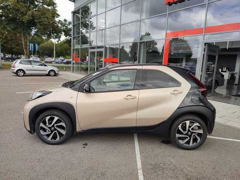 Toyota Aygo X Teamplayer KAMERA/SHZ/CARPLAY