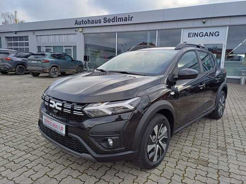 Dacia Sandero Stepway TCe 90 Expression *KLIMA/CARPLAY/PDC* in 86415 Mering Dacia Sandero Stepway TCe 90 Expression *KLIMA/CARPLAY/PDC*
