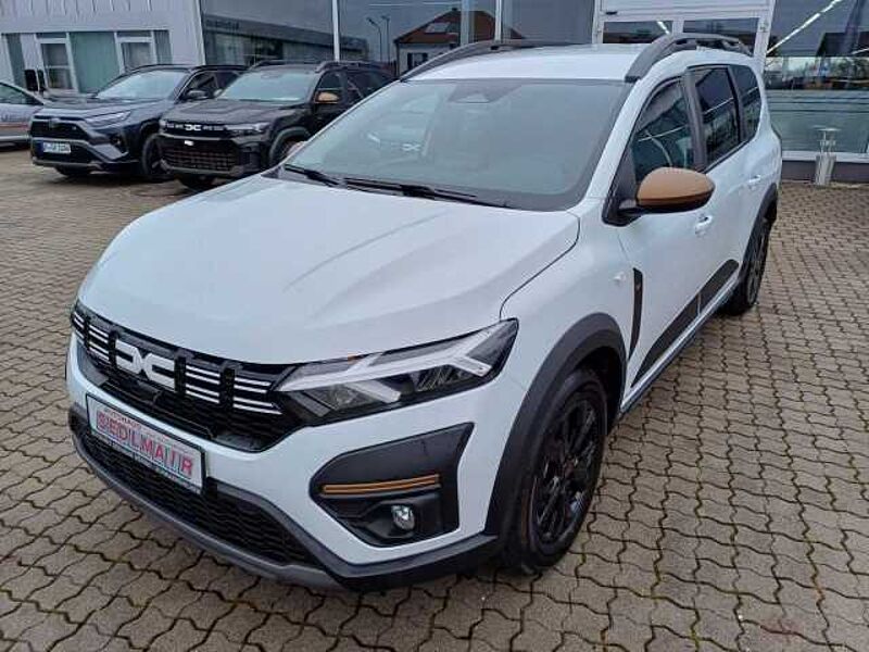 Dacia Jogger Extreme TCe110/5-Sitzer/Klimaautom./Sitzheizung/Kamera in 86415 Mering Dacia Jogger Extreme TCe110/5-Sitzer/Klimaautom./Sitzheizung/Kamera