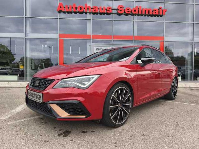 SEAT Leon ST Cupra 300 4Drive DSG PANO/KEYLESS/BEATS in 86830 Schwabmünchen SEAT Leon ST Cupra 300 4Drive DSG PANO/KEYLESS/BEATS