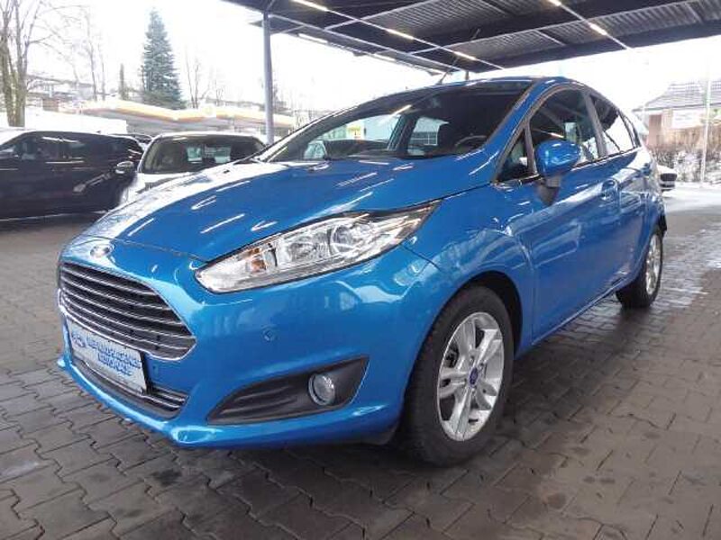 Ford Fiesta Titanium, Navi, Tempomat, AHK abn. in 58540 Meinerzhagen Ford Fiesta Titanium, Navi, Tempomat, AHK abn.