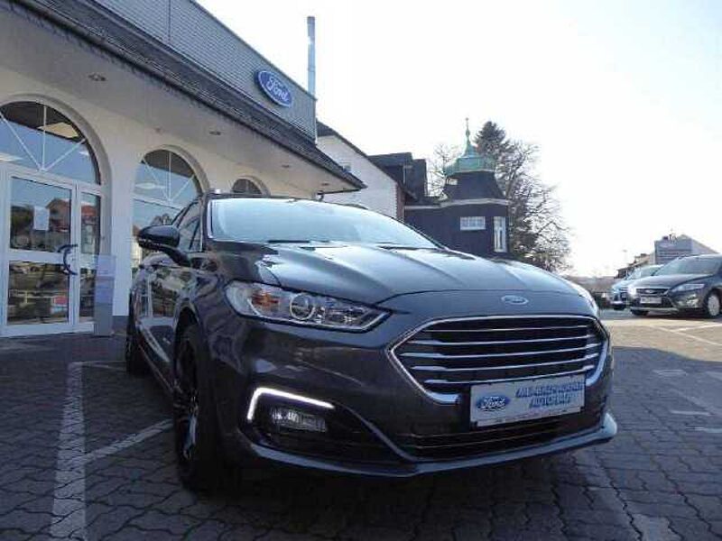 Ford Mondeo Hybrid