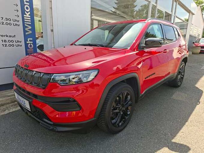 Jeep Compass 1.6 Multijet Night Eagle 1.Hd 28 tkm AHK