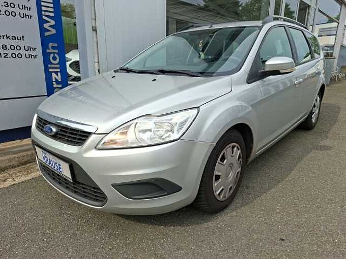 Ford Focus 1.6i Turnier AHK