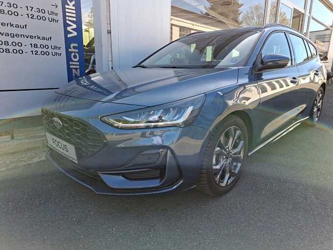 Ford Focus Automaitic Hybrid ST-Line AHK